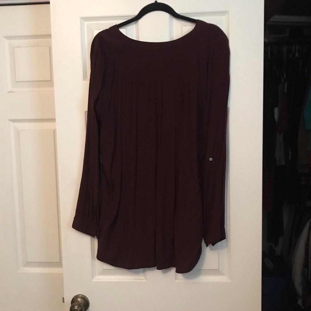Sale! 🎈LOFT Burgundy Top - Picture 2 of 4